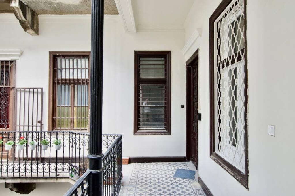 Premium By Hi5-vaci Str. 3 Bedroom בודפשט